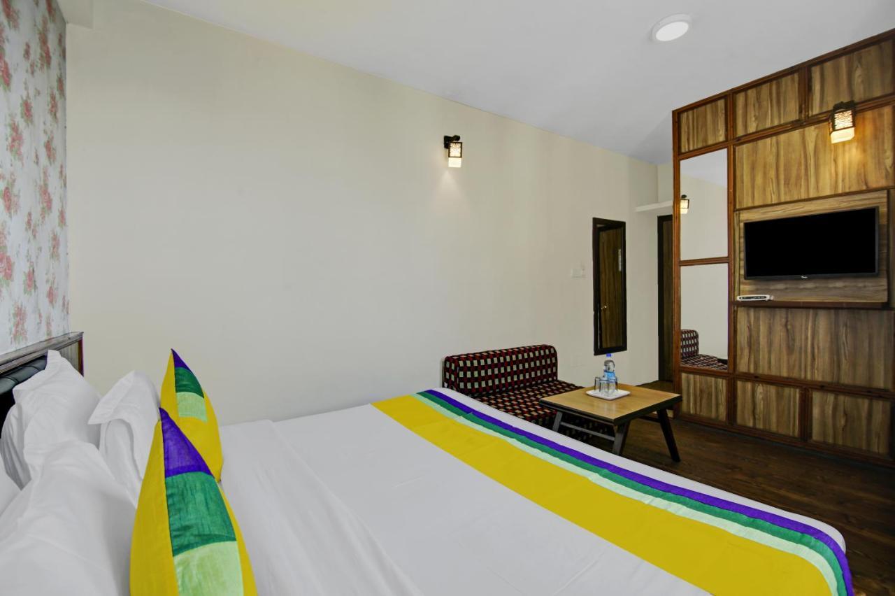 Itsy Hotels Crystal Palace With Valley View Шімла Екстер'єр фото